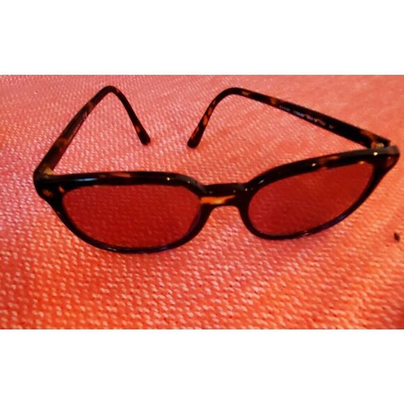 Tory Burch Black Sunglasses with Dark Lenses main image 5